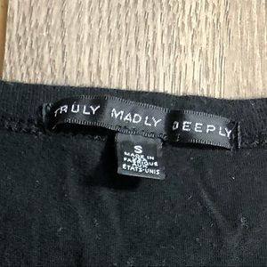Urban Outfitters Tops - Urban outfitters truly madly deeply daisy cop top Urban Outfitters Tops - Urban outfitters truly madly deeply daisy cop top